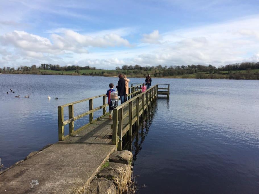 Fermanagh Lakeside Self Catering Corranny Exterior photo